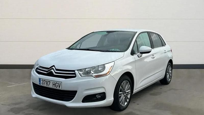Begagnad Citroën C4 Seduction 112 HK (82 kW) 2011 Vit Sedan
