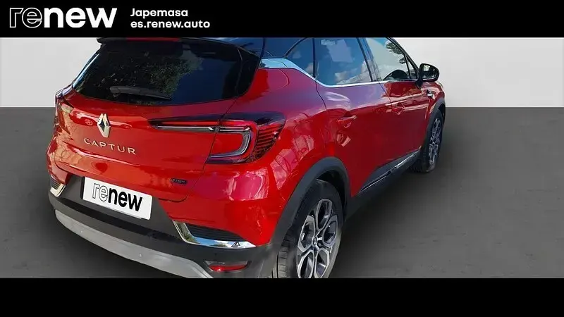 Usado Renault Captur Techno 145 CV (106 kW) 2023 Rojo SUV