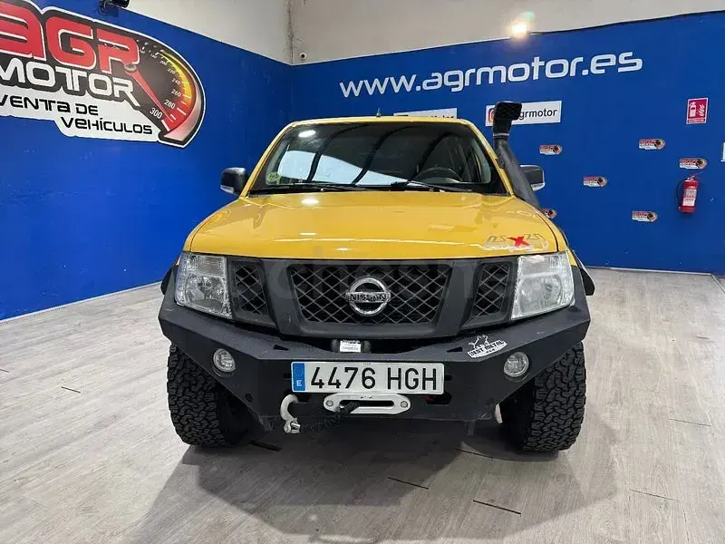 Usado Nissan Navara Pack 190 CV (139 kW) 2011 Amarillo Pickup/Camioneta