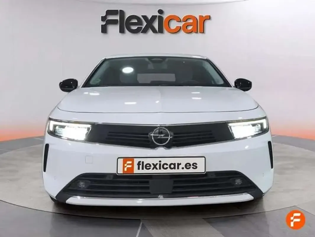 Usado Opel Astra Edition 131 CV (96 kW) 2022 Blanco Utilitario