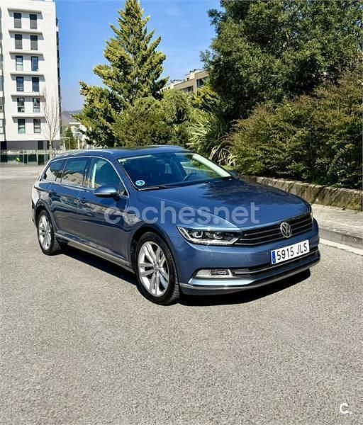 Usado VW Passat Sportline 190 CV (139 kW) 2016 Azul Familiar