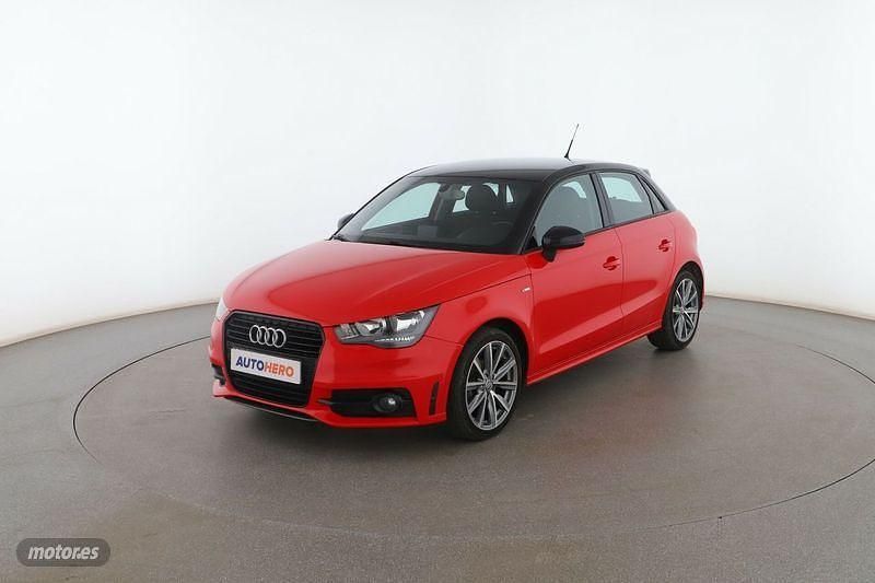 Rojo Usado 2015 Audi A1 Attraction Berlina | 14.399 € (Un poco caro) - Imagen 1/3