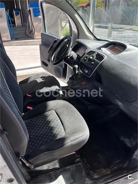 Usado Renault Kangoo 105 CV (77 kW) 2010 Blanco Monovolumen