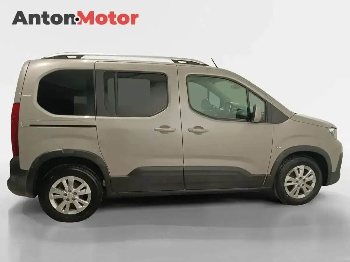 Usado Peugeot Rifter Allure 130 CV (95 kW) 2020 Gris Monovolumen