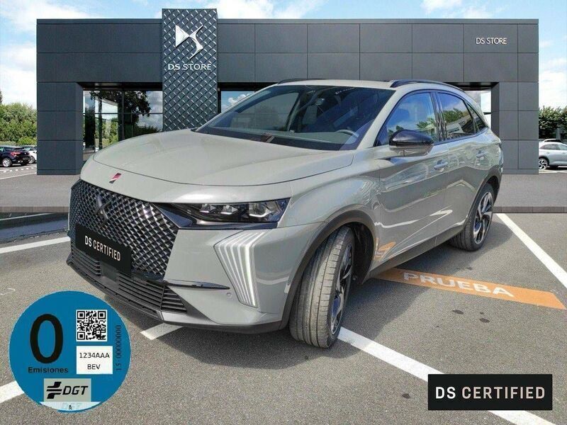 Gris Usado 2023 DS Automobiles DS7 Crossback Performance Line Plus SUV | 50.500 € - Imagen 1/4
