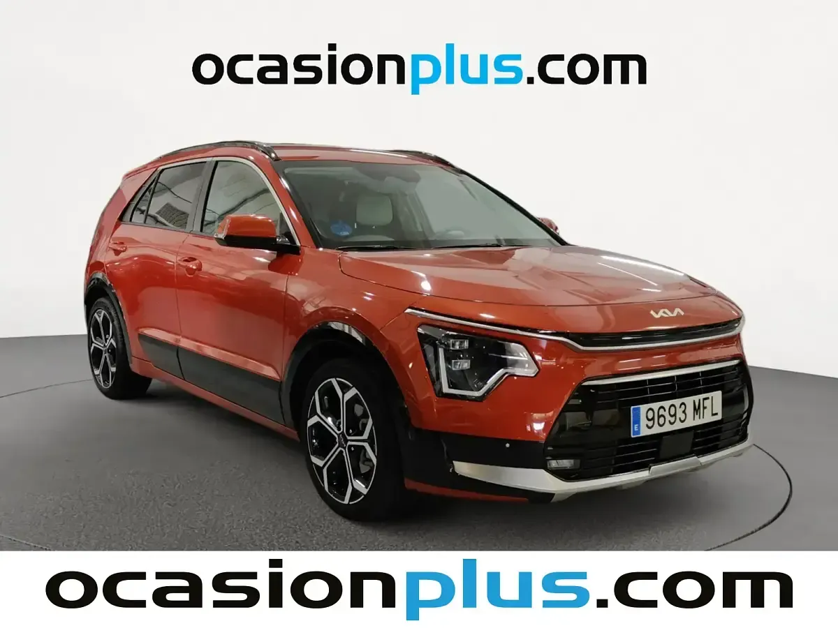 Używany Kia Niro 183 KM (134 kW) 2023 Pomarańczowy SUV