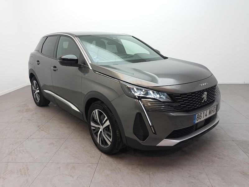 Usado Peugeot 3008 Allure 225 CV (165 kW) 2023 Gris SUV