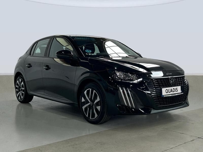 Usado Peugeot 208 Active 101 CV (74 kW) 2024 Negro Utilitario