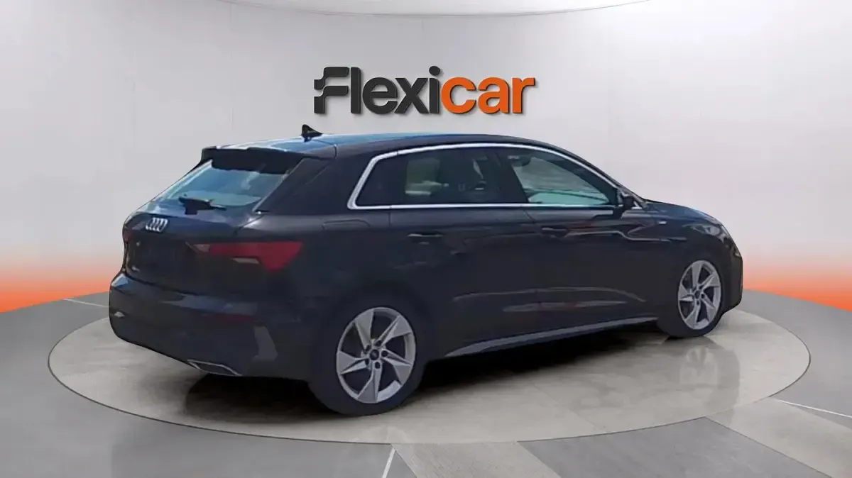 Usado Audi A3 Premium 116 CV (85 kW) 2021 Negro Berlina