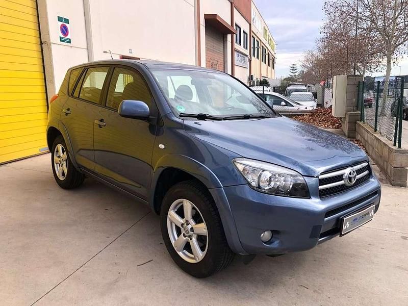 Usado Toyota RAV4 Sol 136 CV (100 kW) 2007 Azul SUV