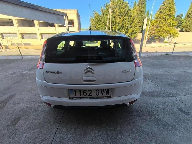 Begagnad Citroën C4 90 HK (66 kW) 2010 Vit Sedan