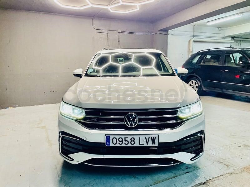 Usado VW Tiguan R-line 150 CV (110 kW) 2022 Blanco SUV