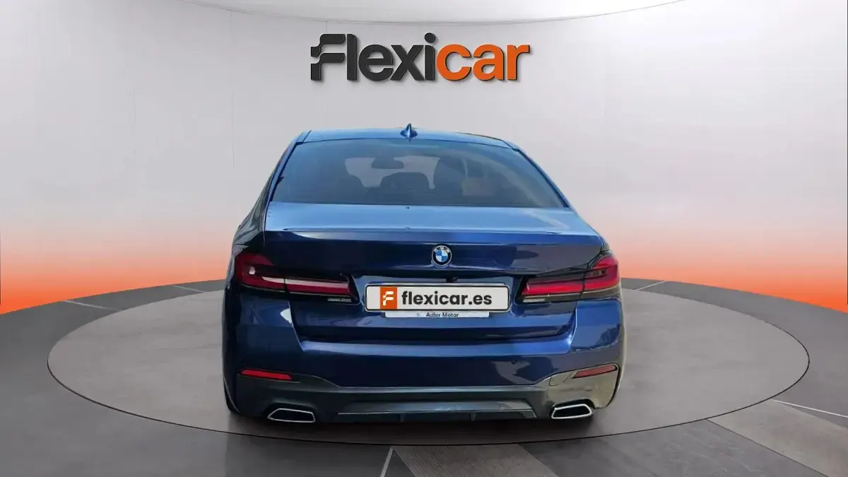 Usado BMW 520 190 CV (139 kW) 2023 Azul Berlina