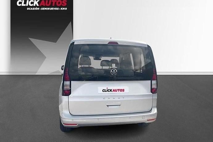 Usado VW Caddy 102 CV (75 kW) 2024 Gris Monovolumen