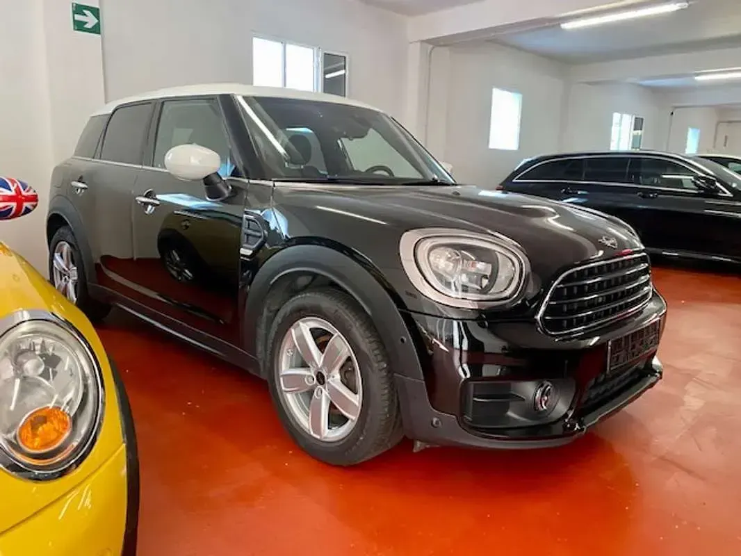 Usado Mini Cooper D Countryman 150 CV (110 kW) 2018 Negro SUV