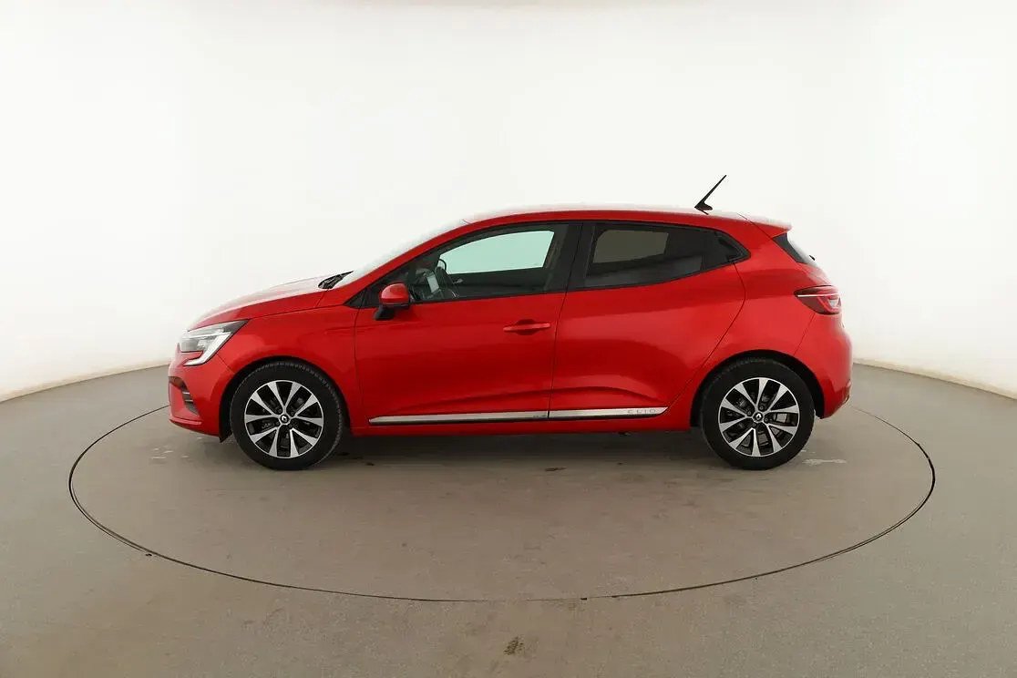Usado Renault Clio Intens 101 CV (74 kW) 2020 Rojo Utilitario