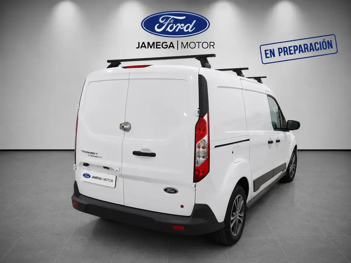 Usado Ford Transit Trend 120 CV (88 kW) 2023 Blanco Van