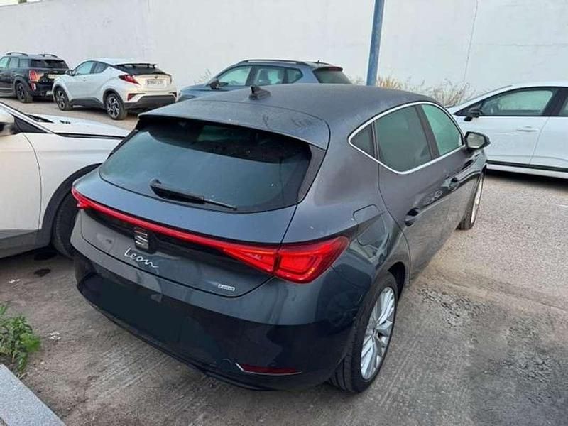 Usado Seat Leon XCELLENCE 204 CV (150 kW) 2021 Gris Familiar