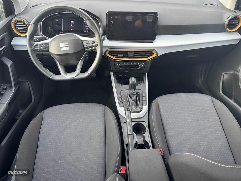 Usado Seat Arona Style 115 CV (84 kW) 2024 Blanco SUV