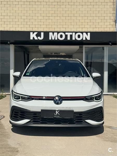 Usado VW Golf VIII GTI Clubsport 301 CV (221 kW) 2023 Blanco Berlina