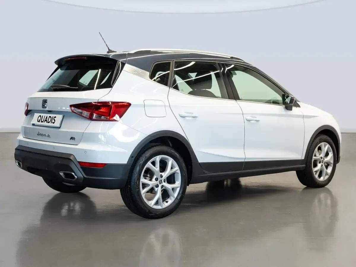 Usado Seat Arona FR 116 CV (85 kW) 2024 Blanco SUV