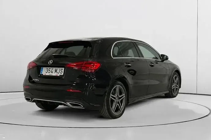 Usado Mercedes A250 AMG line 218 CV (160 kW) 2023