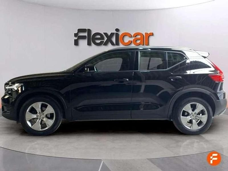 Usado Volvo XC40 Momentum 150 CV (110 kW) 2020 Negro SUV
