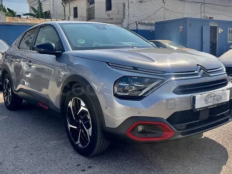 Usado Citroën C4 X Feel 131 CV (96 kW) 2023 Gris / plata SUV