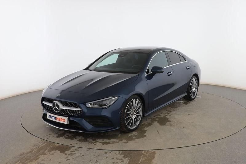 Usado Mercedes CLA200 AMG line 150 CV (110 kW) 2022 Berlina