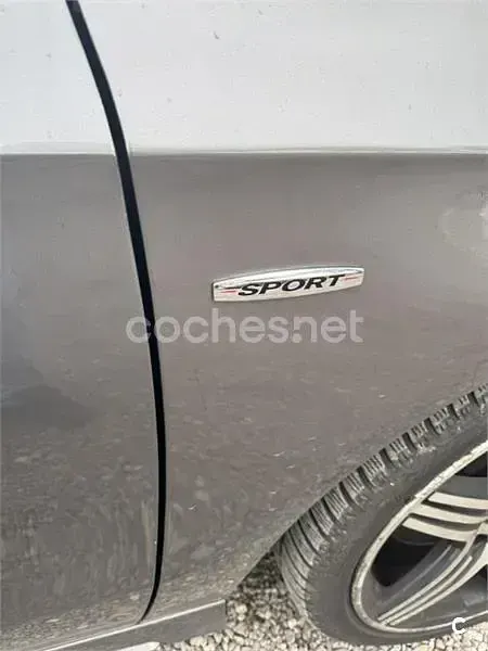 Usado Mercedes A250 AMG line 211 CV (155 kW) 2014 Gris / plata Utilitario