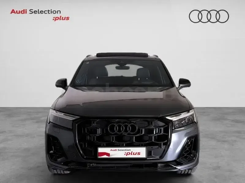 Usado Audi Q7 Premium 286 CV (210 kW) 2025 Gris / plata SUV