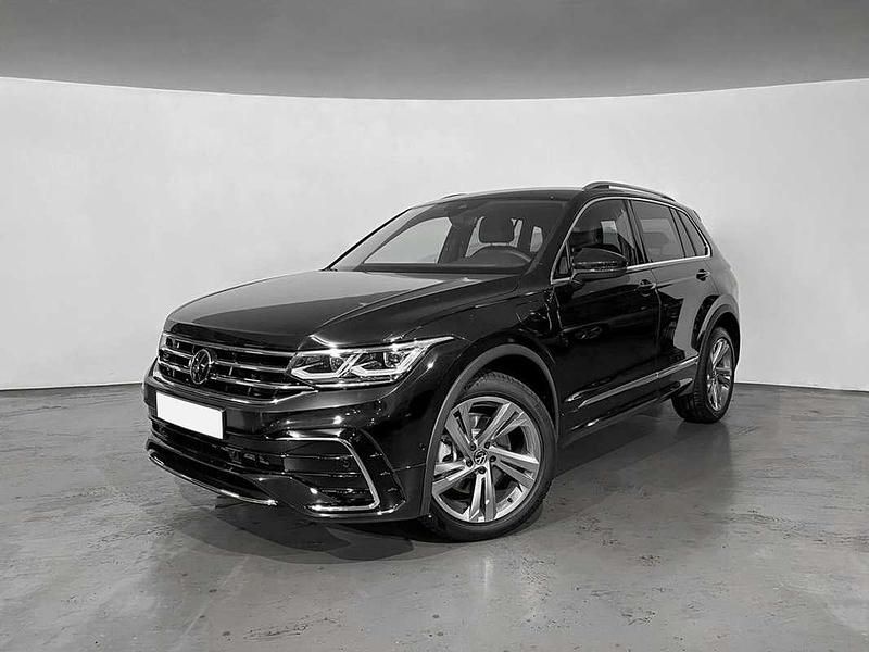Negro Usado 2024 VW Tiguan R-line SUV | 35.190 € (Precio justo) - Imagen 1/4