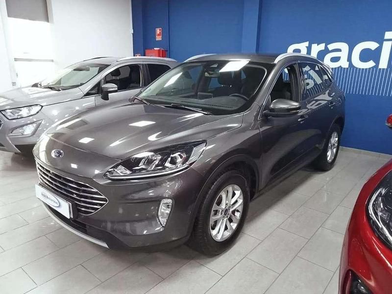 Usado Ford Kuga ST-Line 190 CV (139 kW) 2023 Gris SUV
