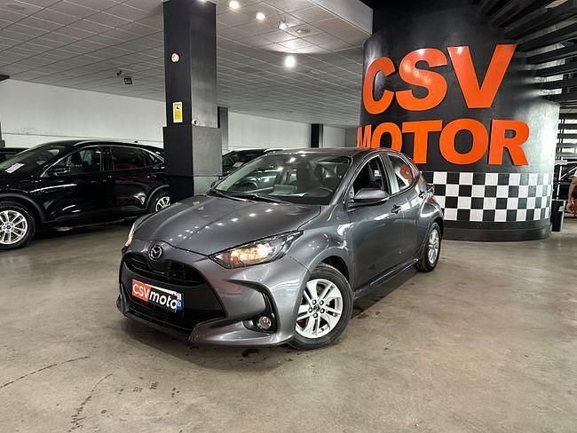 Usado Mazda 2 Center-Line 116 CV (85 kW) 2023 Gris Berlina