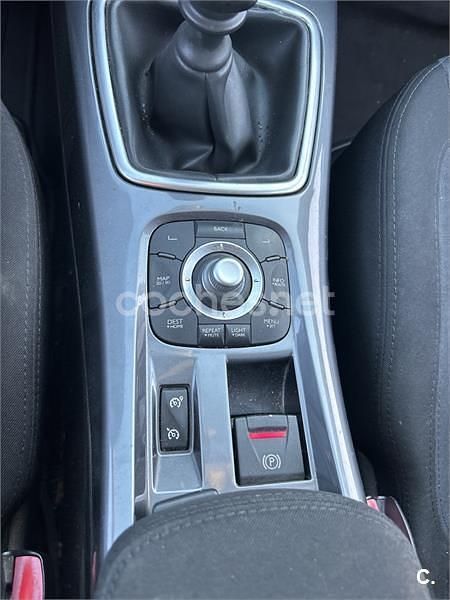 Usado Renault Laguna III Expression 110 CV (80 kW) 2010 Negro Berlina