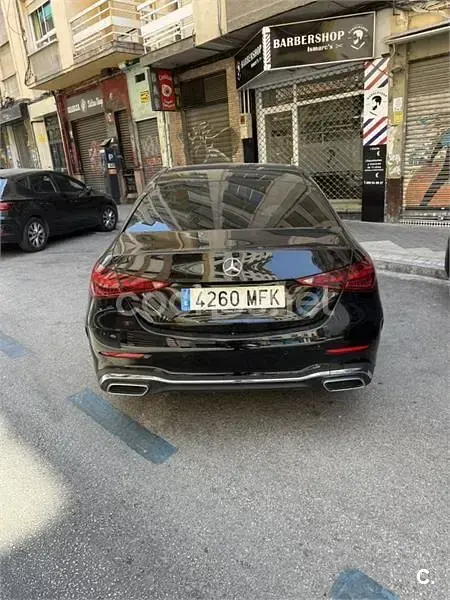 Usado Mercedes C200 163 CV (119 kW) 2023 Negro Berlina