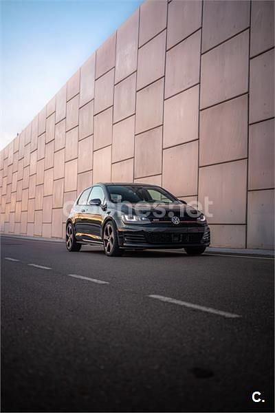 Usado VW Golf VII GTI 230 CV (169 kW) 2015 Negro Berlina