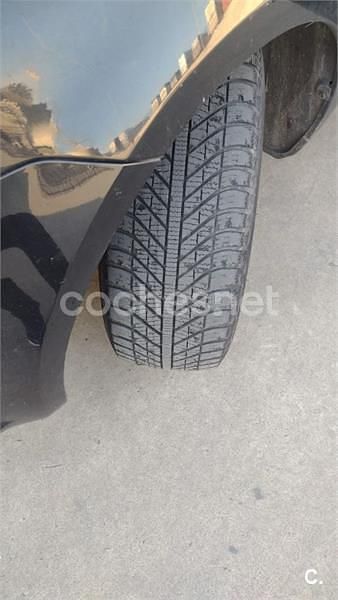 Usado Ford C-MAX Trend 115 CV (84 kW) 2010 Negro Monovolumen