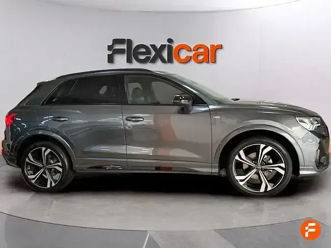 Usado Audi Q3 S-Line 150 CV (110 kW) 2024 Gris SUV
