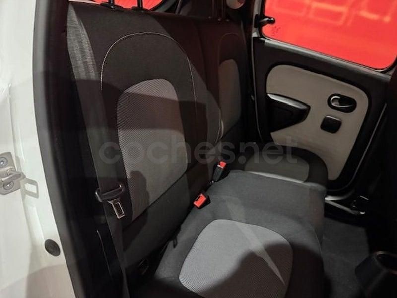 Usado Renault Twingo Intens 70 CV (51 kW) 2016 Blanco Utilitario