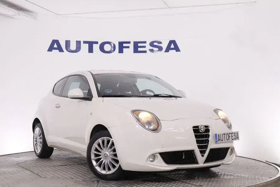 Usado Alfa Romeo MiTo 69 CV (50 kW) 2013 Blanco Utilitario