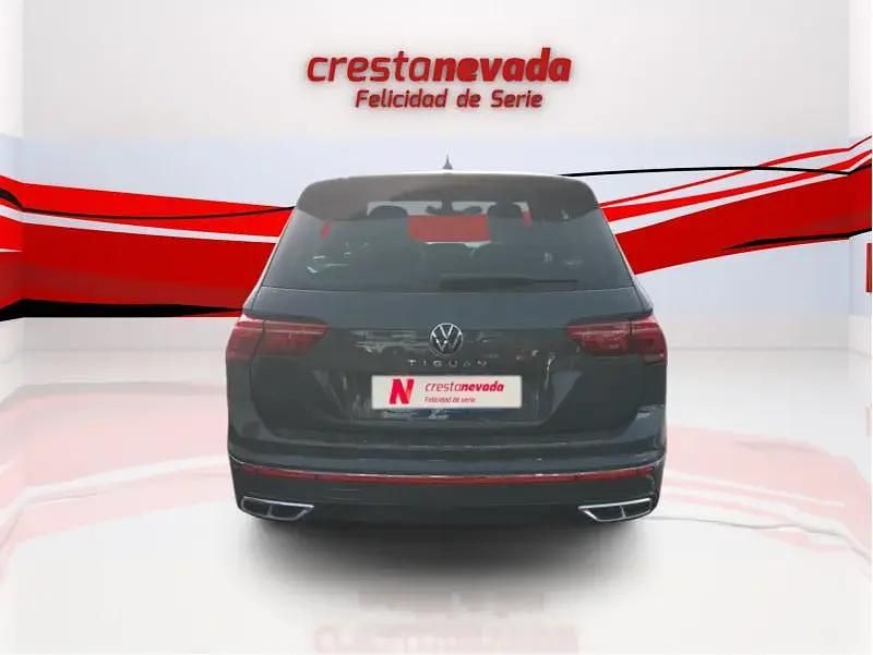 Usado VW Tiguan R-line 150 CV (110 kW) 2022 SUV