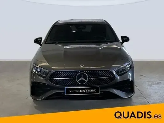 Usado Mercedes A180 116 CV (85 kW) 2025