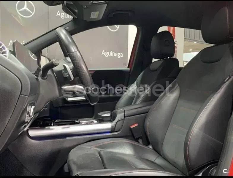 Usado Mercedes B200 136 CV (100 kW) 2019 Rojo Utilitario