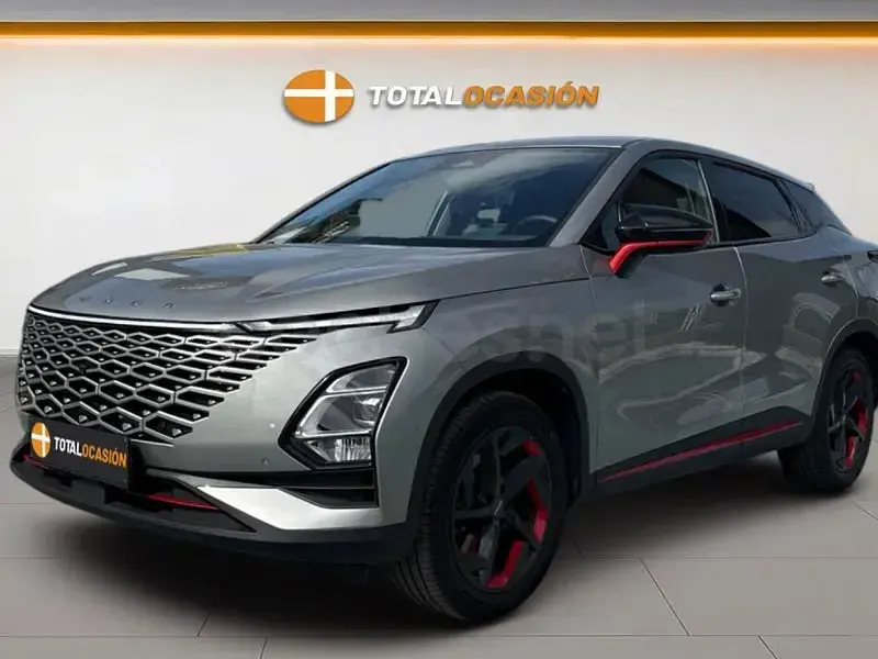 Usado Omoda 5 185 CV (136 kW) 2024 Gris / plata SUV