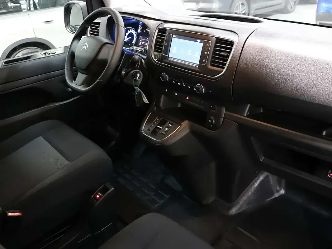 Usado Citroën Jumpy 100 kW (136 CV) 2023 Blanco Monovolumen