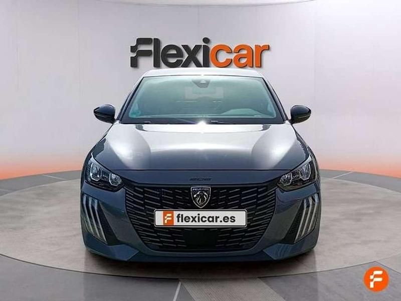Usado Peugeot 208 Allure 101 CV (74 kW) 2025 Gris Utilitario