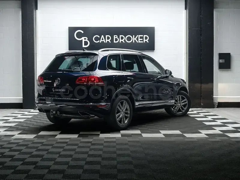 Usado VW Touareg 204 CV (150 kW) 2015 Negro SUV