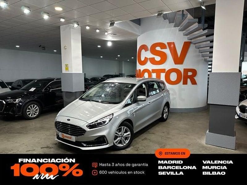 Usado Ford S-MAX Titanium 190 CV (139 kW) 2023 Gris / plata Monovolumen