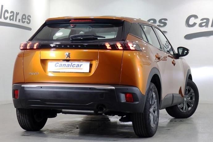 Usado Peugeot 2008 Active 101 CV (74 kW) 2021 Naranja SUV